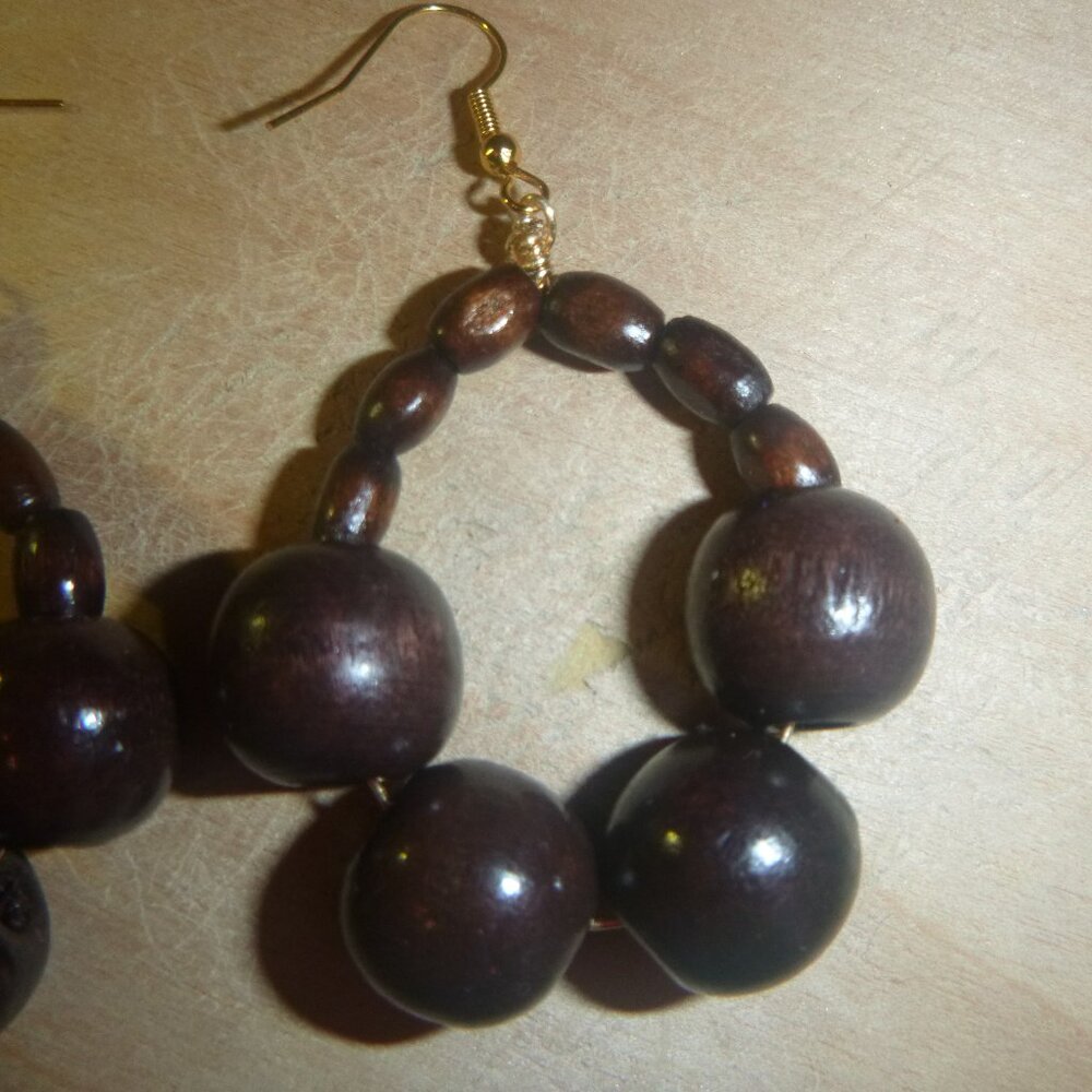 Afrocentric Earrings / Beaded Earrings / Wooden Earrings / Handcrafted Earrings - Picture 3 of 11